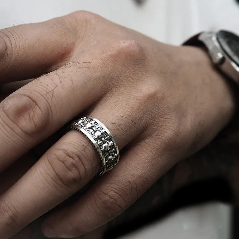 Multi-Skull Gothic Ring