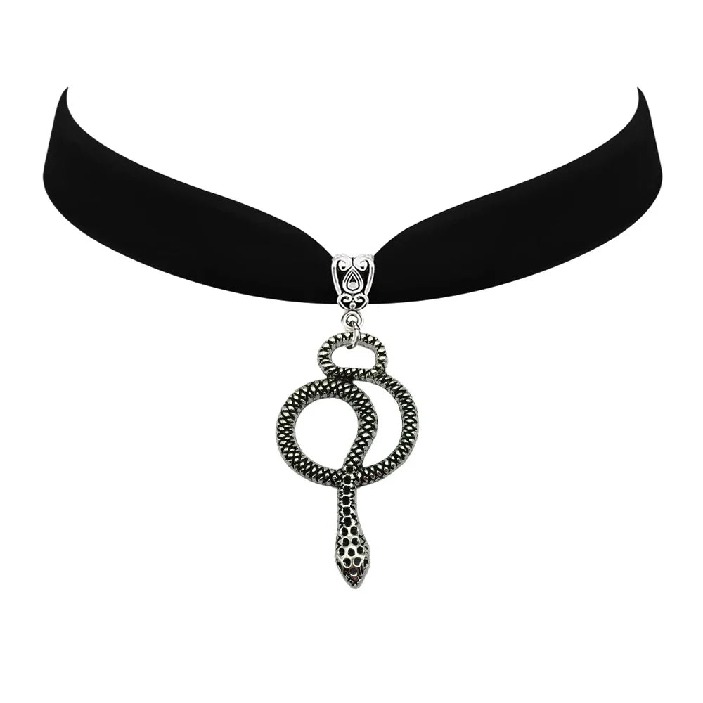 Snake Ring Charm Choker