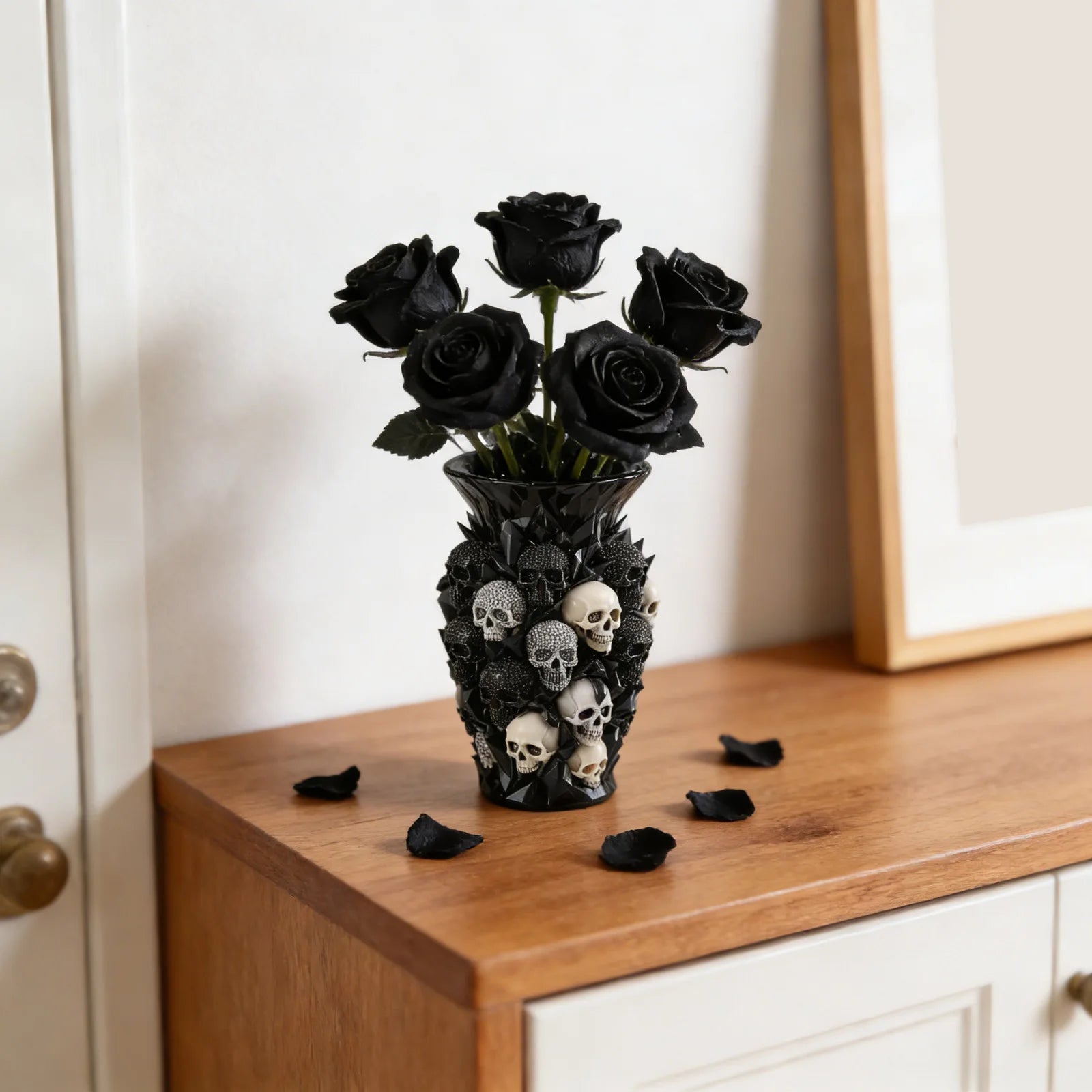 Gothic Skull Vase