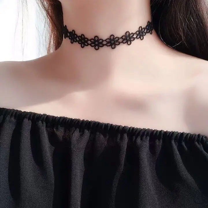 Black Velvet Choker