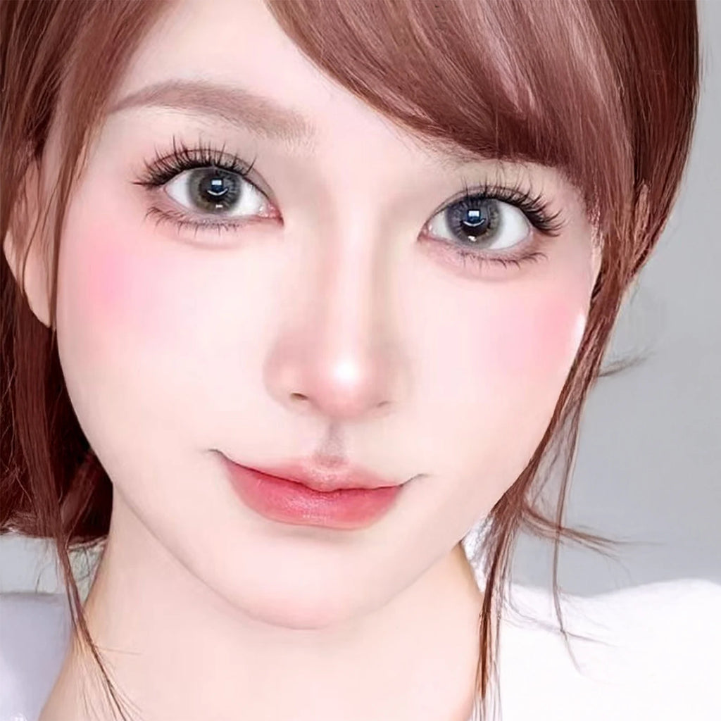 No-Glue Cosplay Eyelashes