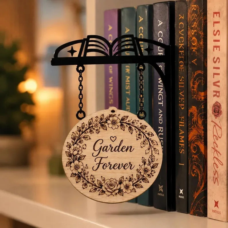 Vintage Gothic Pumpkin Lantern (Bookshelf/Shelf Display)