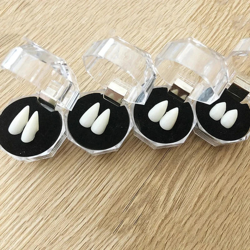 Vampire Denture Fang Prop