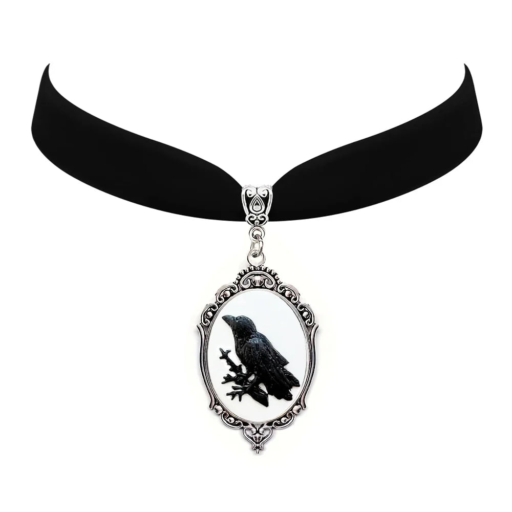 Raven Cameo Choker
