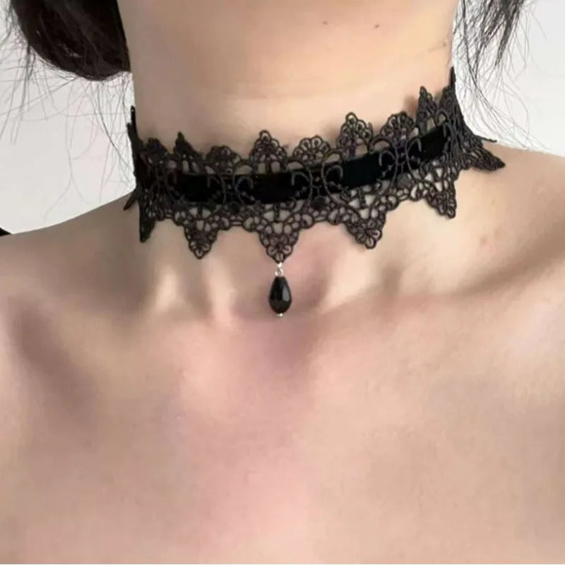Red & Black Bow Choker