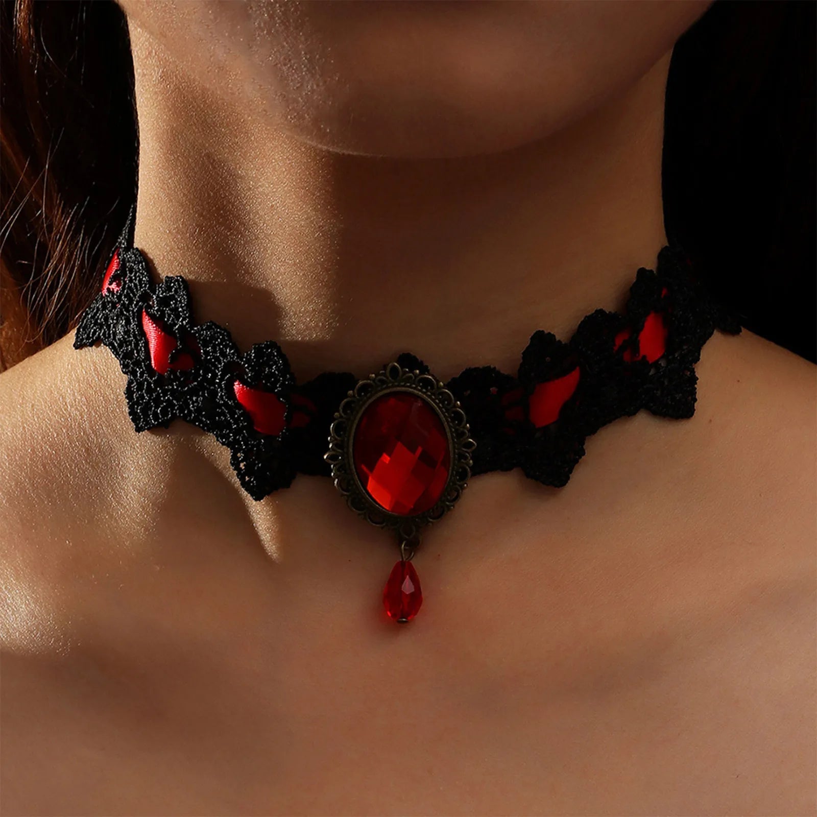 Gothic Court Choker